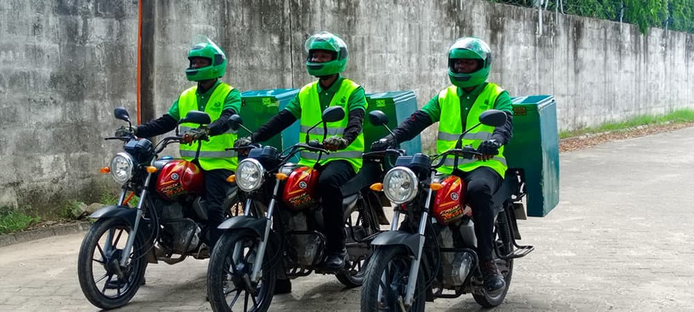 Madereva wa delivery Tanzania wakiwa tayari kwa safari